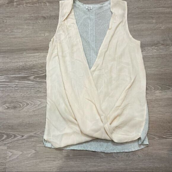 Aritzia Babaton Silk Top Knit Back Crochet Knit Back XXS - Picture 1 of 5